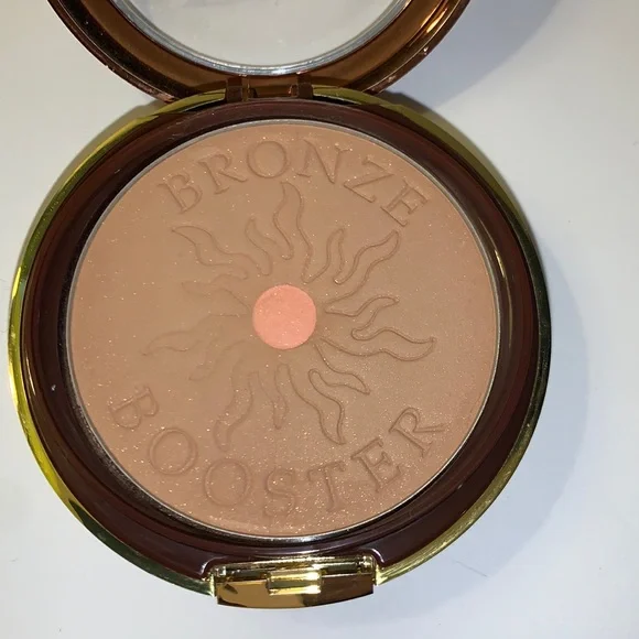 Light - Medium Glow-Boosting Beauty Balm BB Bronzer Bronze Boosting
